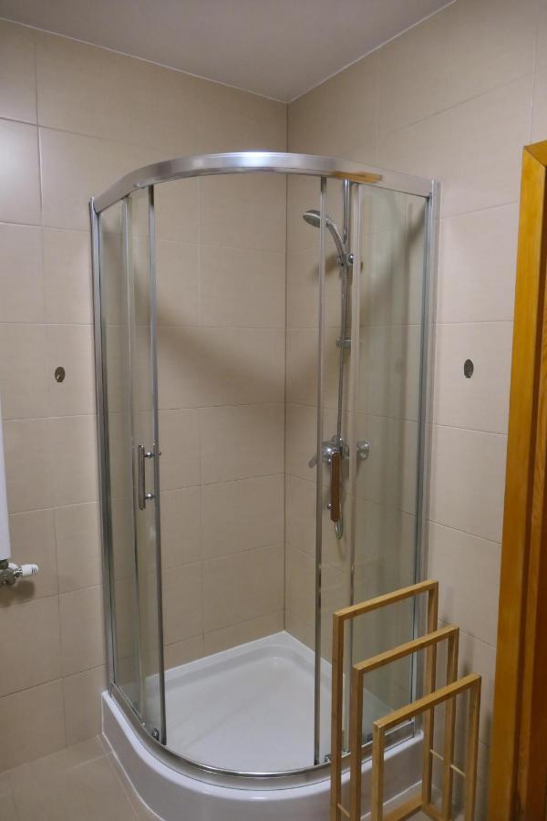 Apartament Wedrowiec กอสเชียลิสกอ ภายนอก รูปภาพ